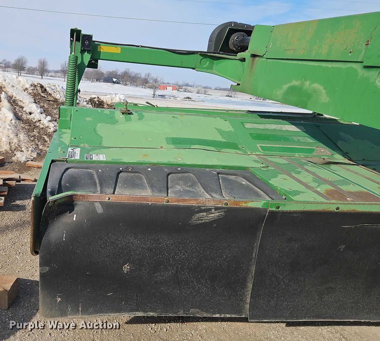 image for item FN5527 John Deere 735 swather / windrower