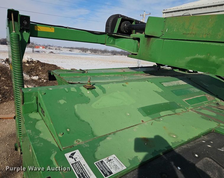 image for item FN5527 John Deere 735 swather / windrower