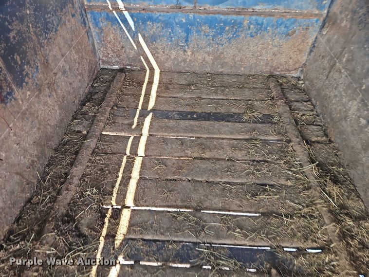 image for item FN5530 1990 Coose Trailer  livestock trailer