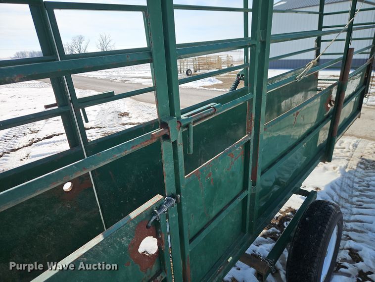 image for item FN5531 Green's welding portable livestock chute 