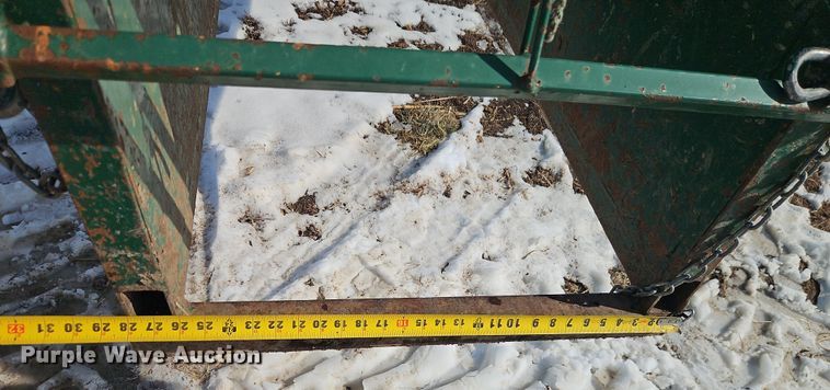 image for item FN5531 Green's welding portable livestock chute 