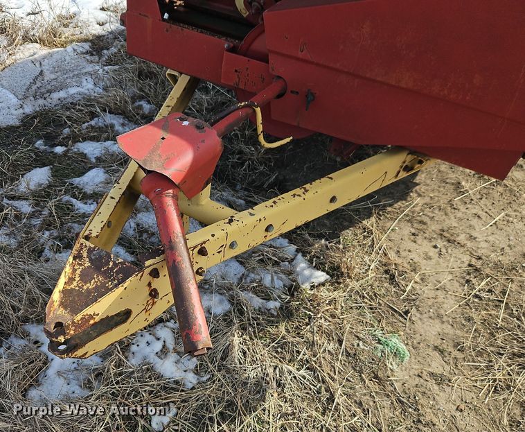 image for item FN5532 Ford 520 manure spreader
