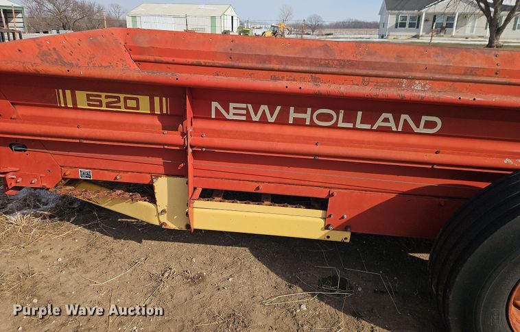 image for item FN5532 Ford 520 manure spreader