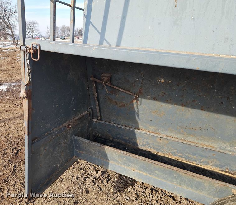 image for item FN5533 GWS livestock feeder