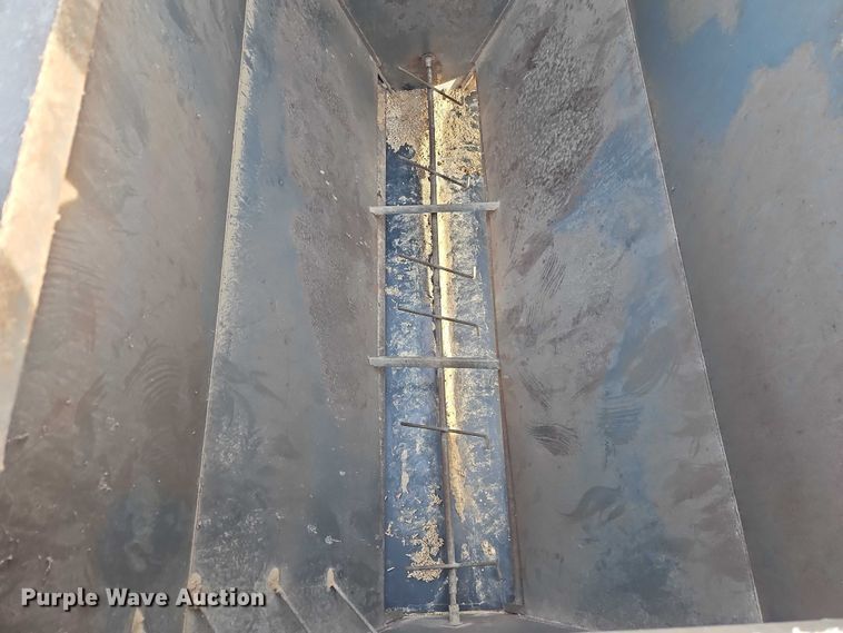 image for item FN5533 GWS livestock feeder