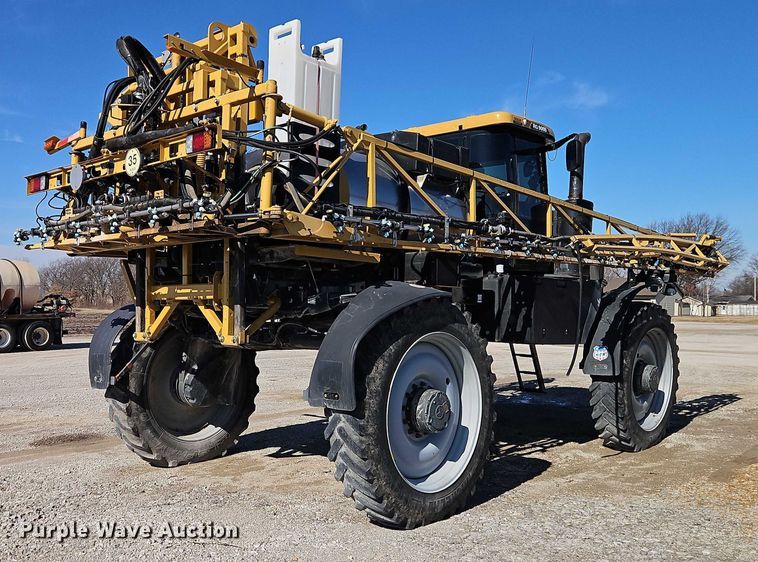 image for item FN5566 2015 RoGator RG 900B sprayer