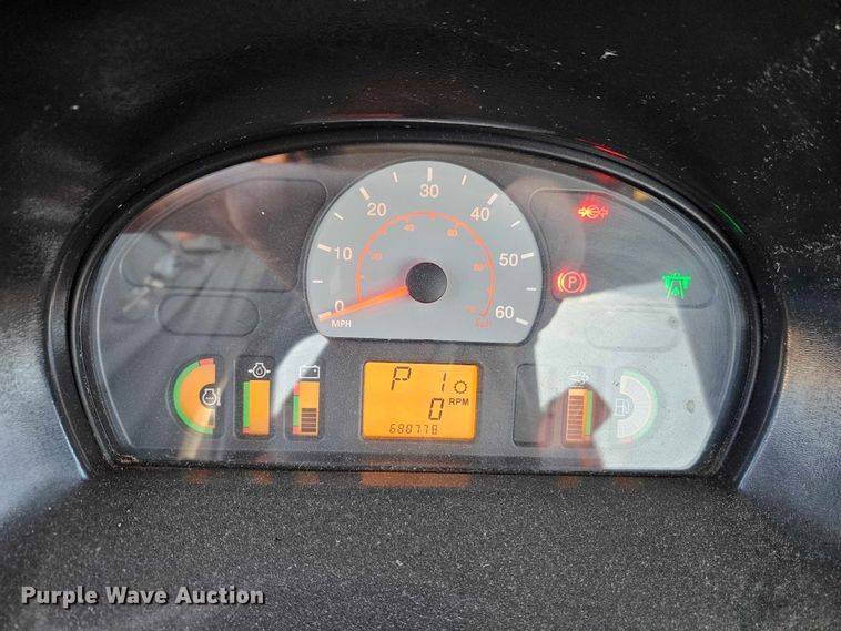 image for item FN5566 2015 RoGator RG 900B sprayer