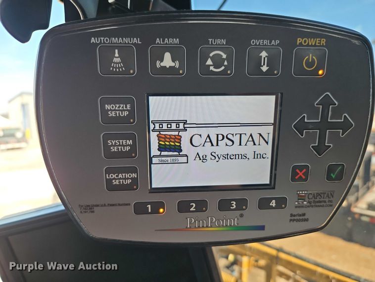 image for item FN5566 2015 RoGator RG 900B sprayer