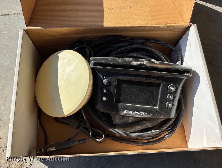 image for item FO3537 Case EZ-Guide 250 GPS guidance system