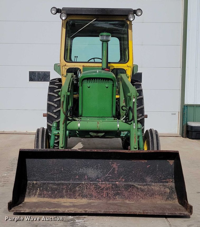 image for item NO9990 1966 John Deere 2510 tractor