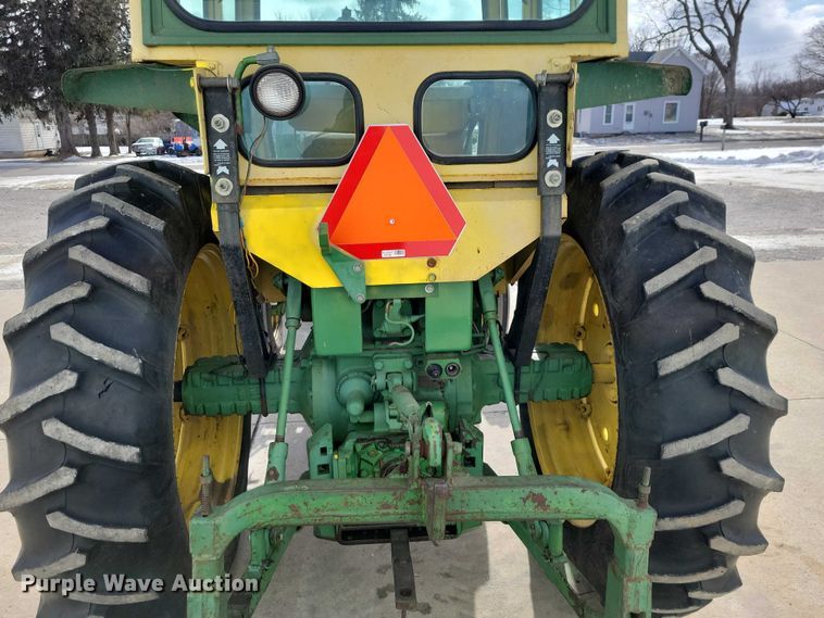 image for item NO9990 1966 John Deere 2510 tractor