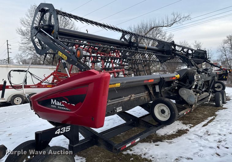 image for item YA1978 2014 MacDon FD75 flex draper head