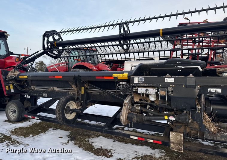 image for item YA1978 2014 MacDon FD75 flex draper head