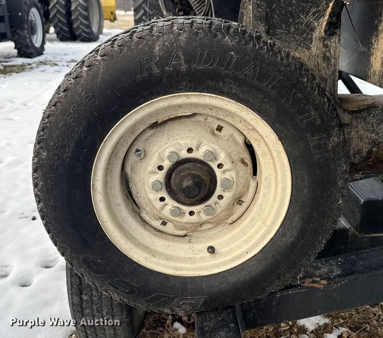 image for item YA1978 2014 MacDon FD75 flex draper head