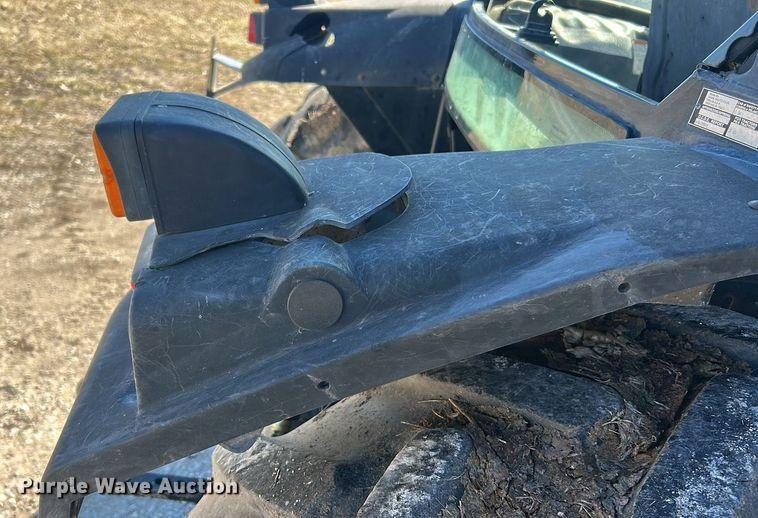 image for item YA1979 2004 AGCO GT65 MFWD tractor