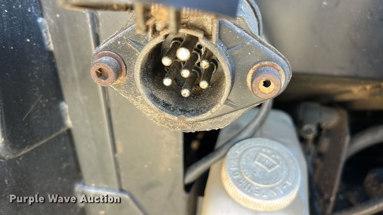 image for item YA1979 2004 AGCO GT65 MFWD tractor