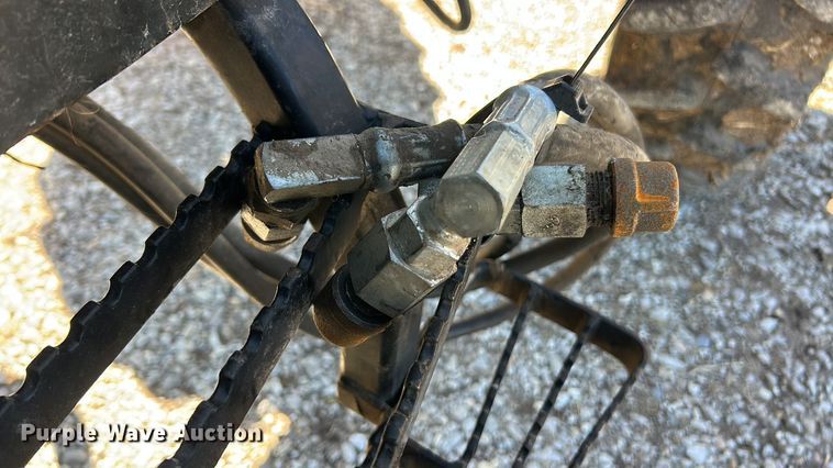 image for item YA1979 2004 AGCO GT65 MFWD tractor