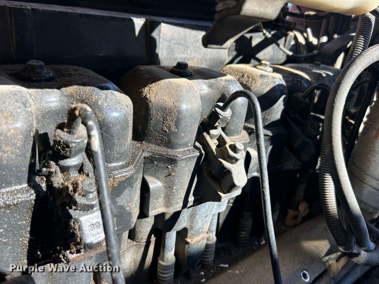 image for item YA1979 2004 AGCO GT65 MFWD tractor