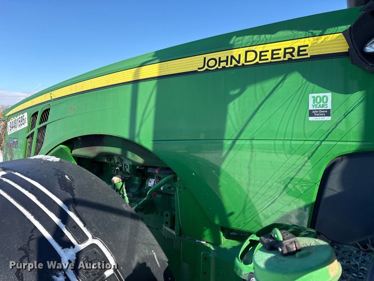 image for item YA1988 2018 John Deere 8245R MFWD tractor