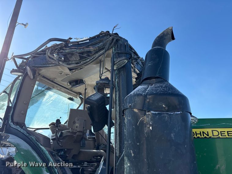 image for item YA1988 2018 John Deere 8245R MFWD tractor