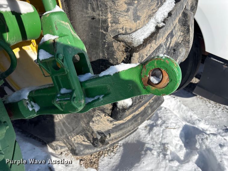 image for item YA1988 2018 John Deere 8245R MFWD tractor