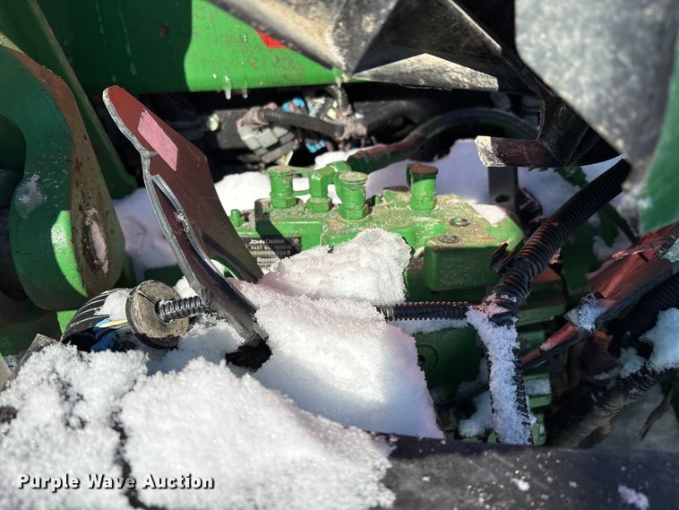 image for item YA1988 2018 John Deere 8245R MFWD tractor