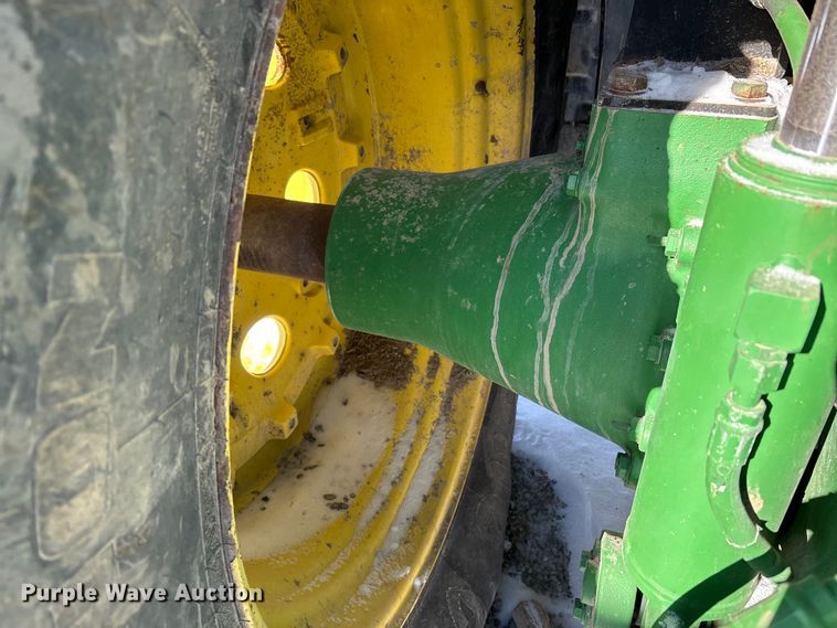 image for item YA1988 2018 John Deere 8245R MFWD tractor