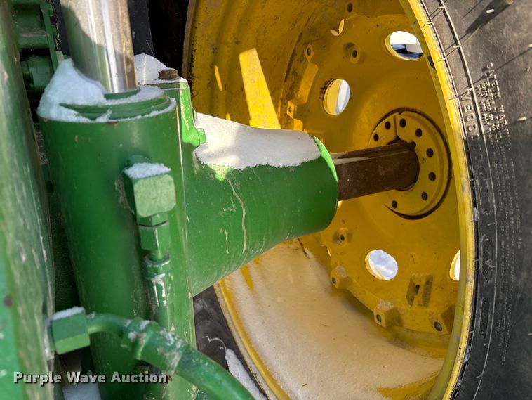 image for item YA1988 2018 John Deere 8245R MFWD tractor