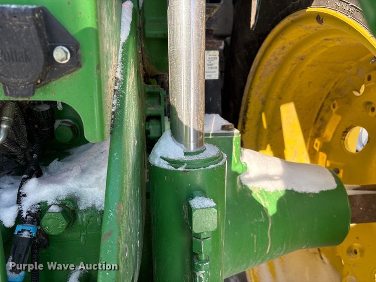 image for item YA1988 2018 John Deere 8245R MFWD tractor