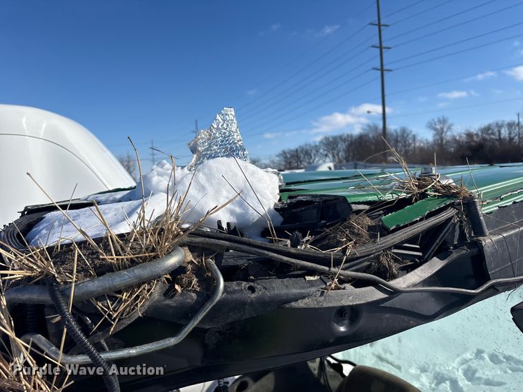 image for item YA1988 2018 John Deere 8245R MFWD tractor