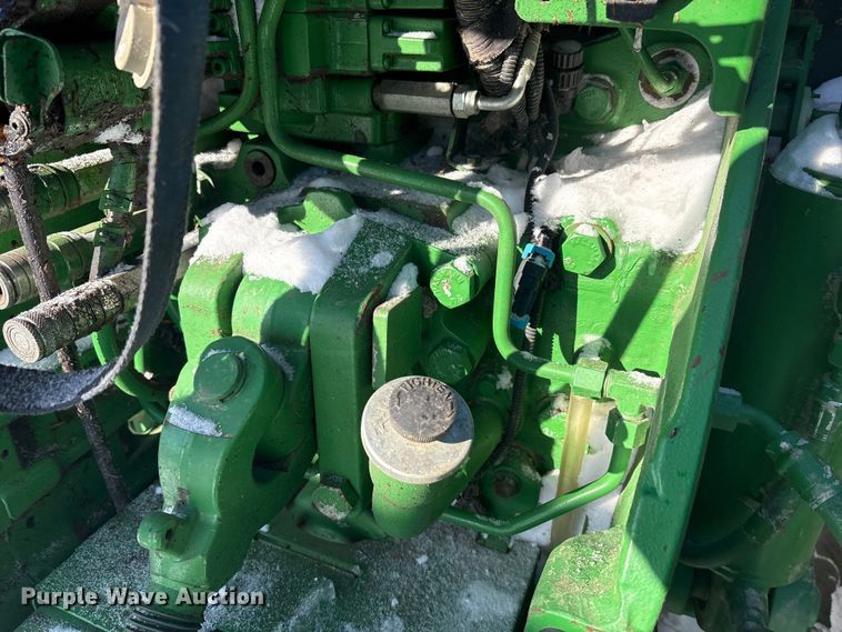 image for item YA1988 2018 John Deere 8245R MFWD tractor