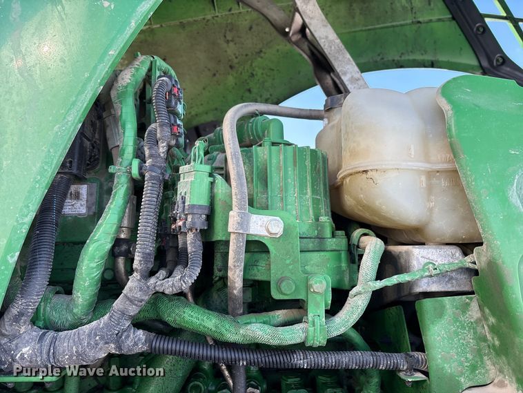 image for item YA1988 2018 John Deere 8245R MFWD tractor