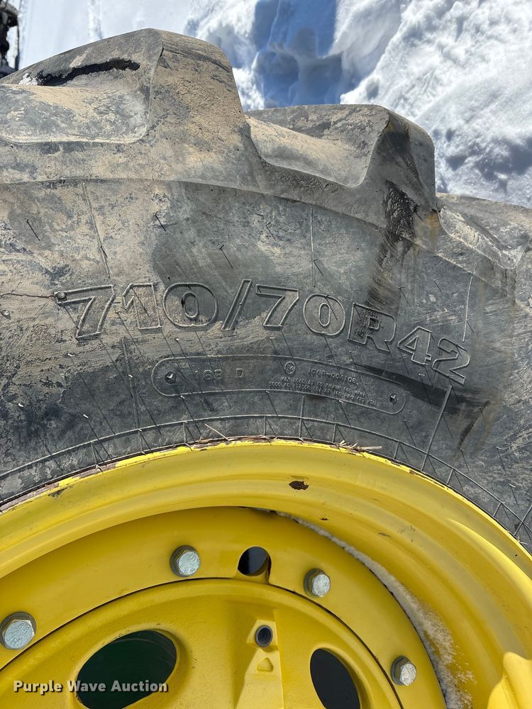 image for item YA1988 2018 John Deere 8245R MFWD tractor