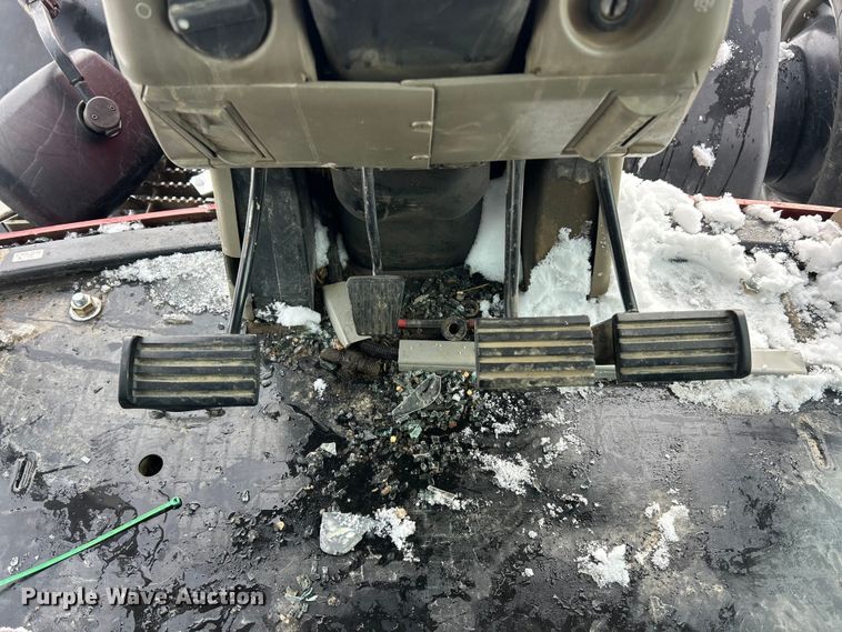 image for item YA2102 2006 Case IH MX275 4WD tractor