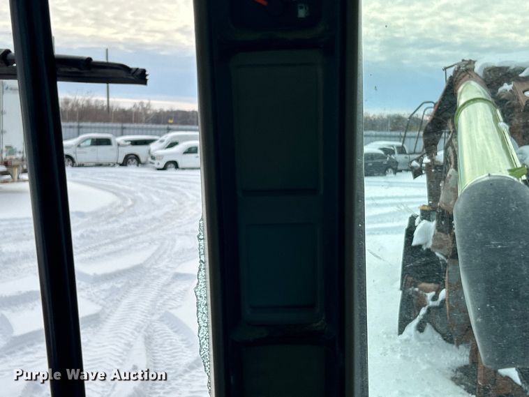 image for item YA2102 2006 Case IH MX275 4WD tractor