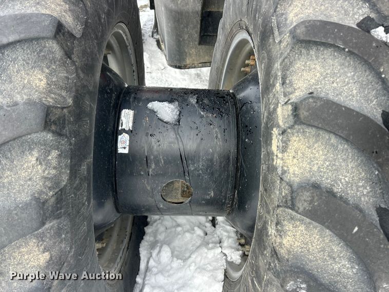 image for item YA2102 2006 Case IH MX275 4WD tractor