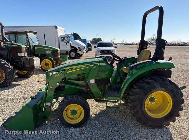 image for item YA2167 2022 John Deere 3035D MFWD tractor