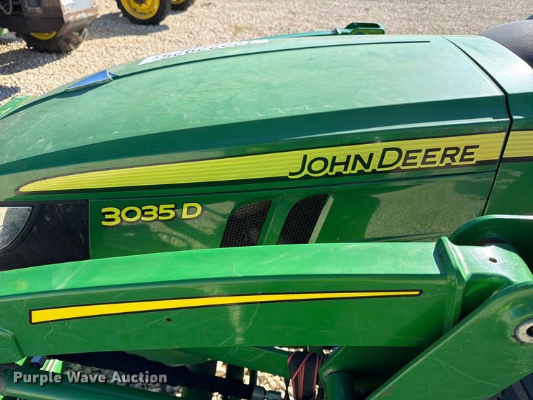 image for item YA2167 2022 John Deere 3035D MFWD tractor