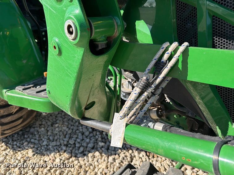 image for item YA2167 2022 John Deere 3035D MFWD tractor