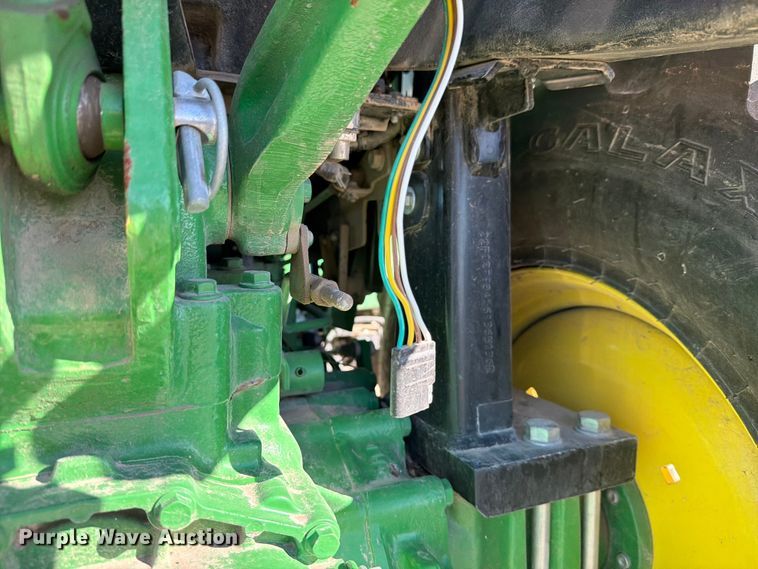 image for item YA2167 2022 John Deere 3035D MFWD tractor