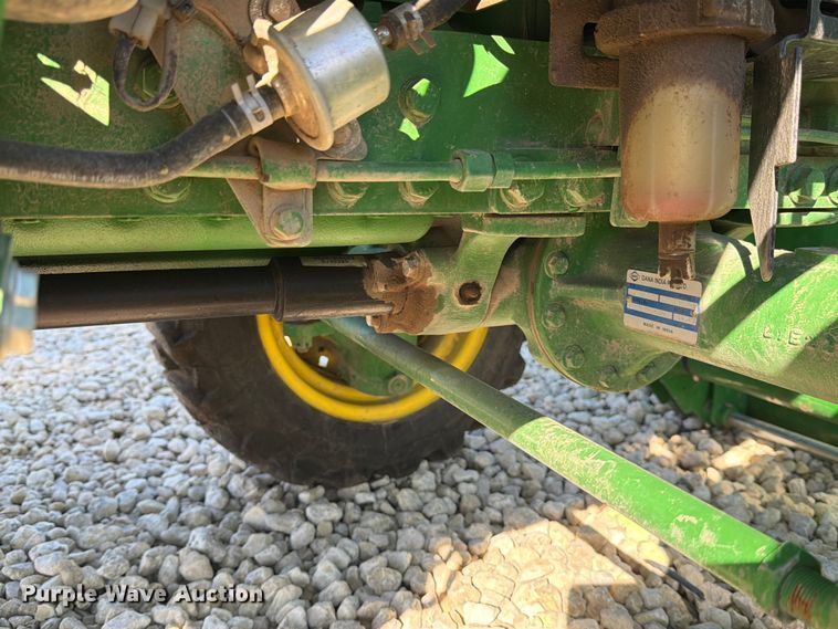 image for item YA2167 2022 John Deere 3035D MFWD tractor