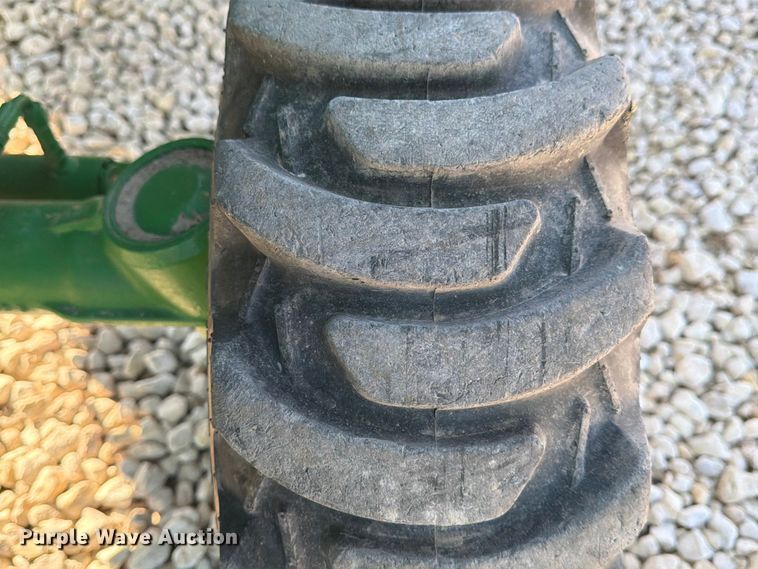 image for item YA2167 2022 John Deere 3035D MFWD tractor