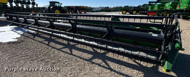 image for item YA2210 2010 John Deere 635F Hydraflex flex head