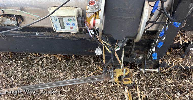 image for item YA2409 2012 Geringhoff MS800 North Star corn head