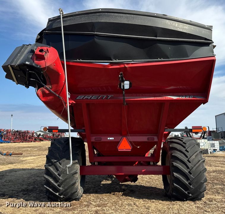image for item YA2498 2008 Brent 1080 grain cart