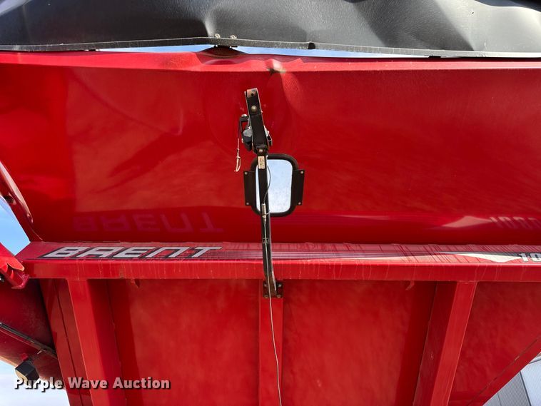 image for item YA2498 2008 Brent 1080 grain cart