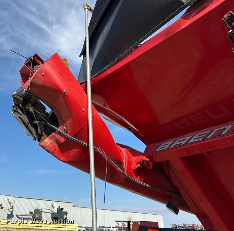 image for item YA2498 2008 Brent 1080 grain cart