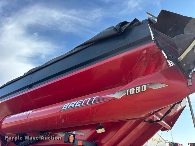 image for item YA2498 2008 Brent 1080 grain cart