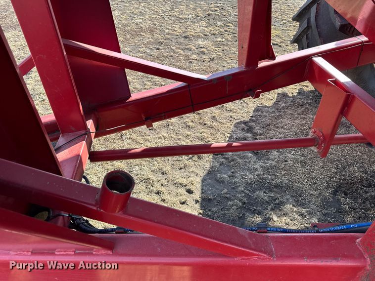 image for item YA2498 2008 Brent 1080 grain cart