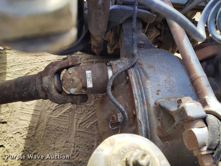 image for item DT0833 1996 Peterbilt 379 semi truck